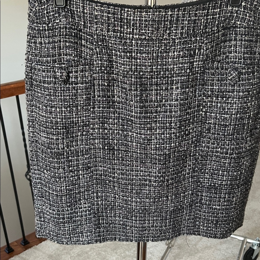 Banana Republic Factory Monochrome Tweed Pencil Skirt